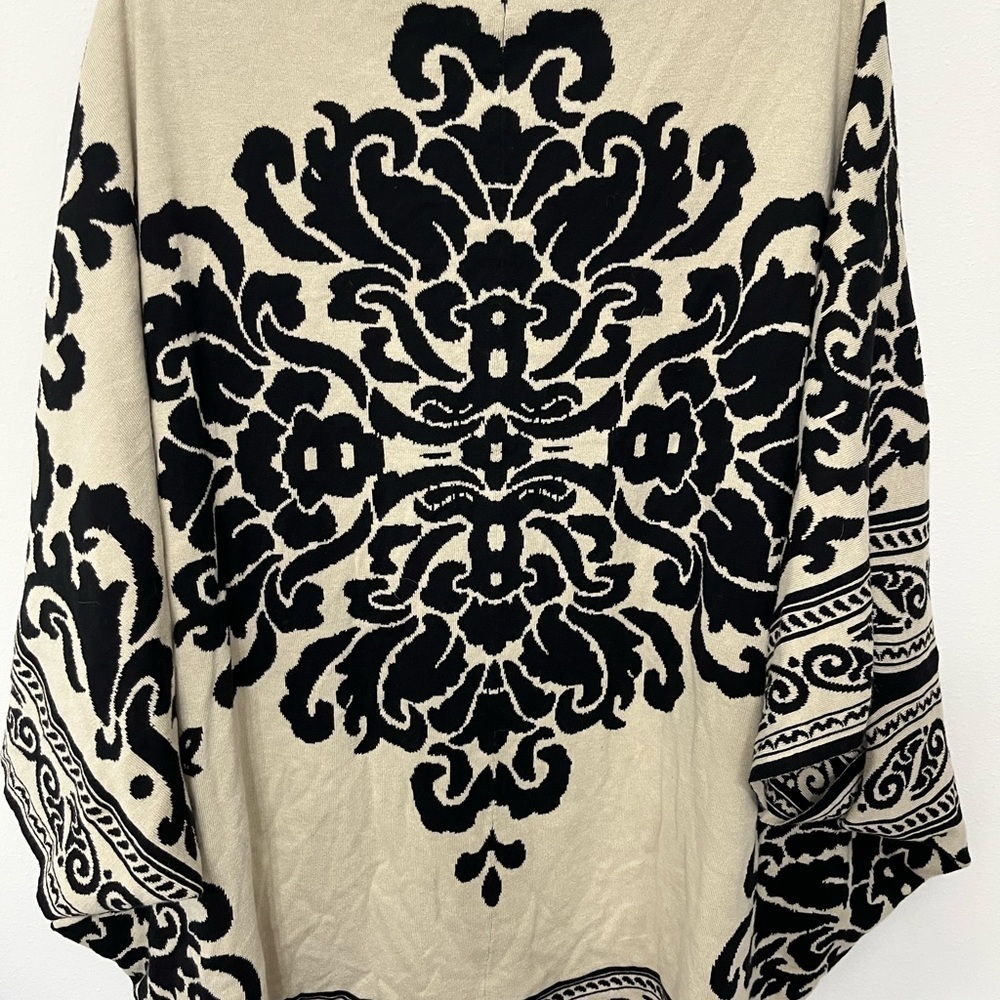 Soft Surroundings Black and Cream Sweater - Picture 3 of 4